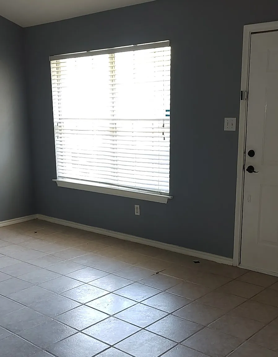 3 bed, 1215 sqft, $1,475 — Photo 4