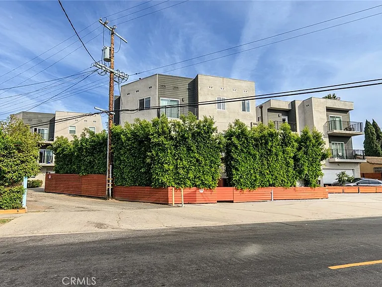 1820 Thurman Ave #1818-1/2 — Photo 18