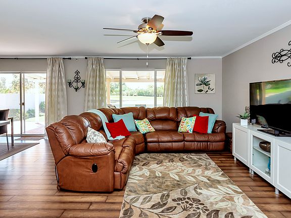 5th image of 2051 E Cairo Dr