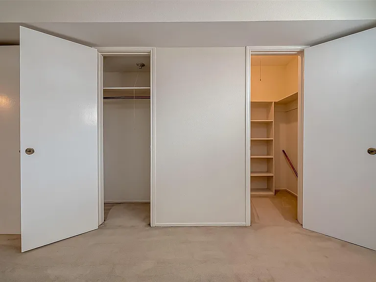 6402 Del Monte Dr #35 — Photo 23