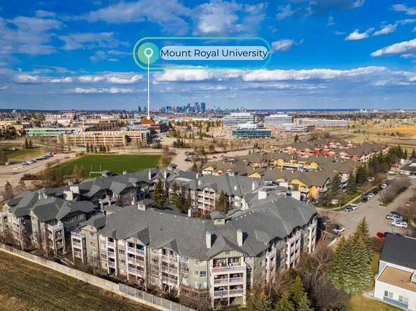 35 E Richard Ct SW #248, Calgary, AB T3E 7N9
