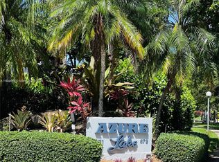 873 NE 195th St APT 309, Miami, FL 33179