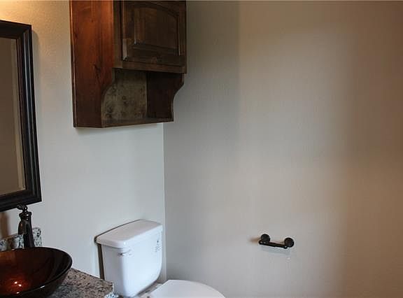 4th image of 2166 Buck Ct