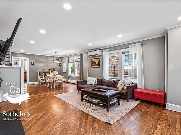 4th image of 7551 Kessel St