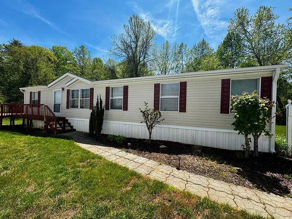 61 Monty St, Asheville, NC 28806