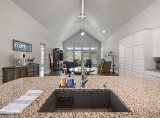 1921 Middleton Dr, Mansfield, TX 76063