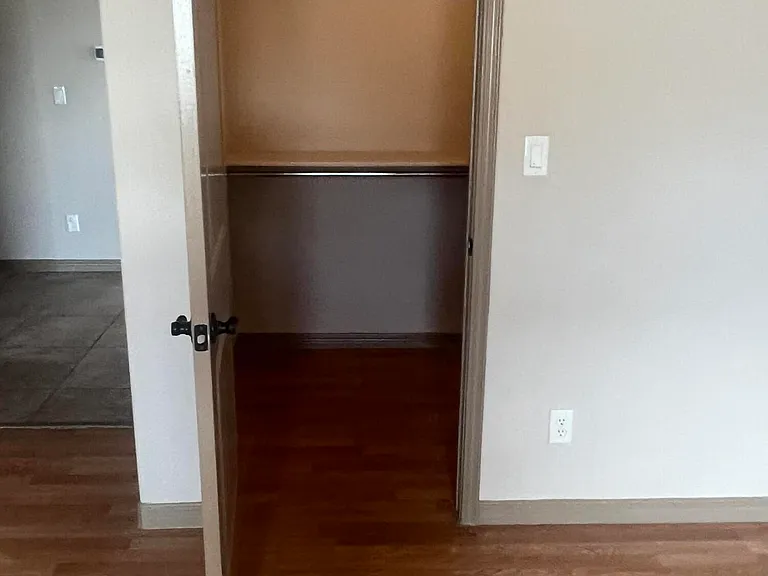 14236 Poets Rock Ln — Photo 15