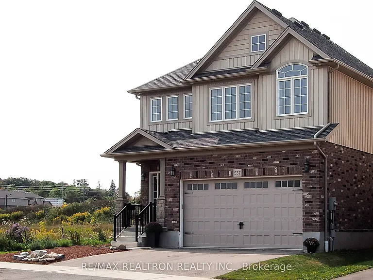 537 Sundew Dr — Photo 2