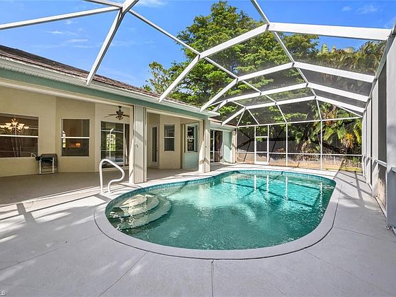 2nd image of 5890 Bur Oaks LN