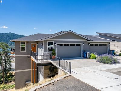 126 Ingram Pl, White Salmon, WA, 98672