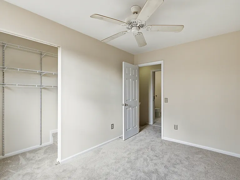 14810 Millicent Ct — Photo 19