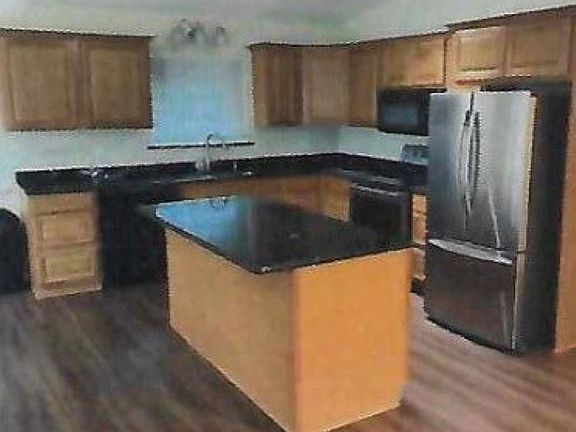 3rd image of 205 E 1st St