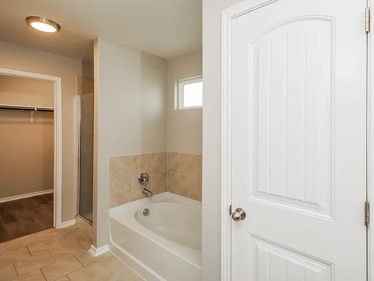 8806 Double #OAK — Photo 11