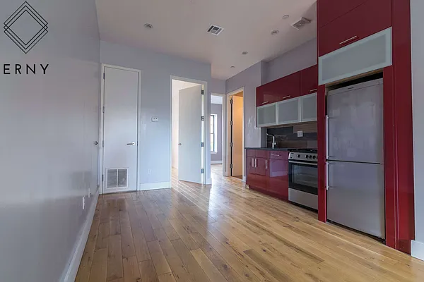 Rented by ERNY LLC | media 2