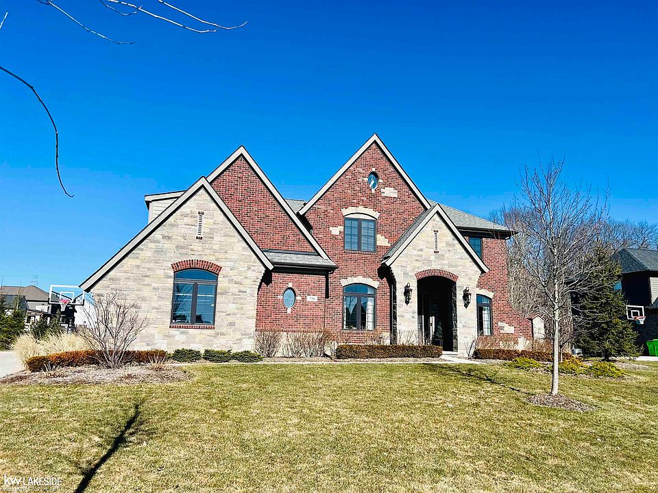 1st image of 756 Lindenhill Ln