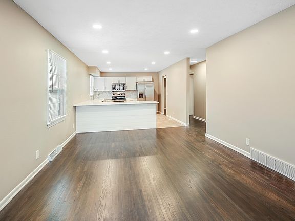 4th image of 3809 N 53rd St
