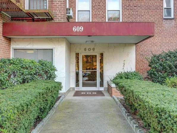 609 Palmer Road #3M, Yonkers, NY 10701