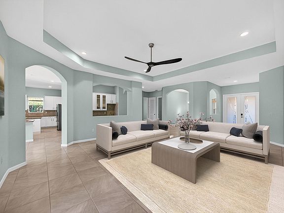 4th image of 11940 SW Aventino Drive