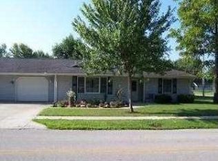 802 E Oak St, Wauseon, OH 43567