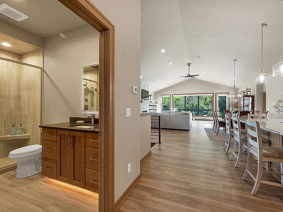 3rd image of 363 Aldon Cir