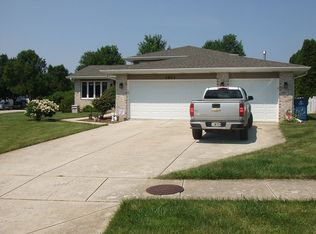 1913 Connie Dr, Crest Hill, IL 60403