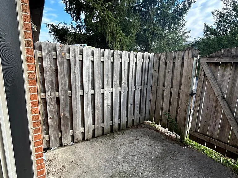 Coventry Court Townhomes — Photo 96