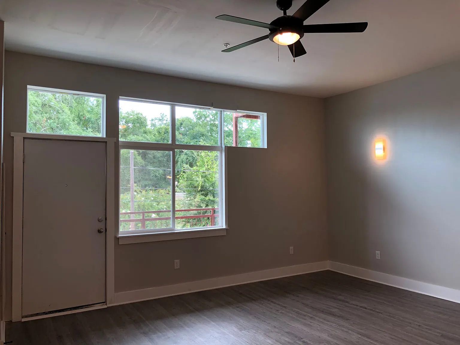 The Warehouse Apartments — Photo 4