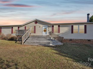 4648 Belvedere Dr, Claremont, NC 28610