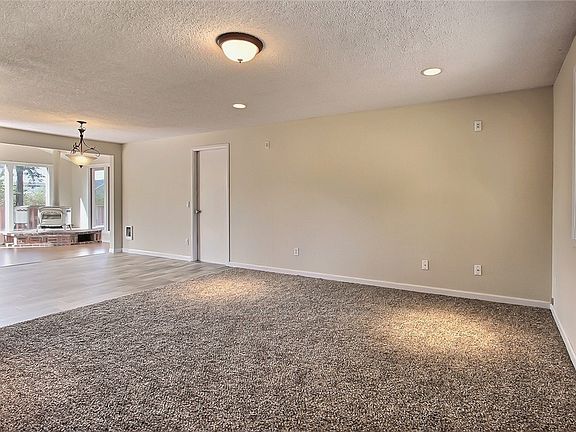 3rd image of 9311 White Fir Dr NE