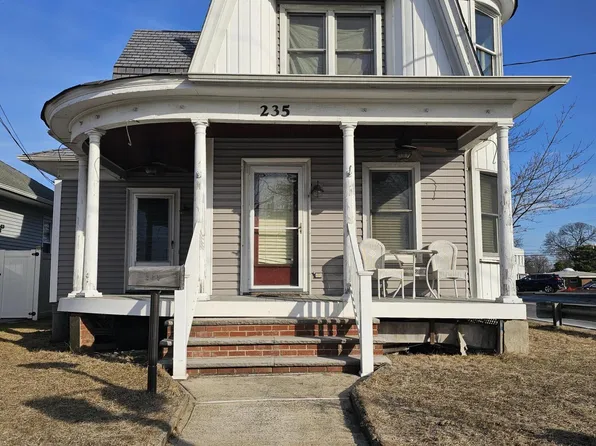 235 Broadway, Keyport, NJ 07735