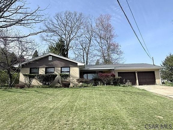 3rd image of 114 Bretton Rd