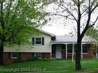 603 S Dickenson Ave, Sterling, VA 20164