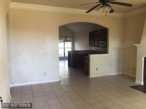4th image of 213 Portsmouth Dr