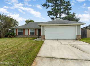 7945 Amandas Crossing Dr E, Jacksonville, FL 32244
