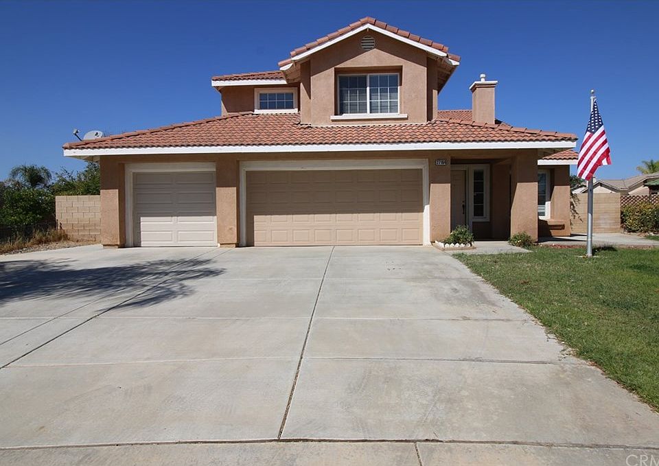 1st image of 27164 Myles Ct