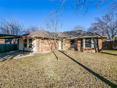 605 Walter Ct, White Settlement, TX, 76108