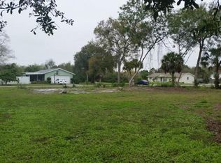 Russell Ave, Sarasota, FL 34232