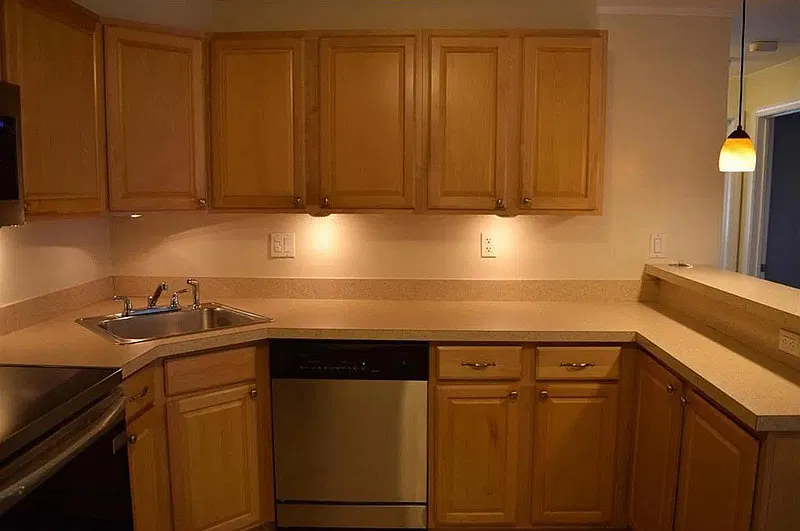 2 bed, 1.0 bath, 675 sqft, $1,600 — Photo 4