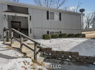 4711 Switzer Rd, Shawnee, KS 66203