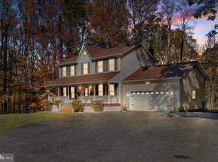 2910 Karen Dr, Chesapeake Beach, MD 20732