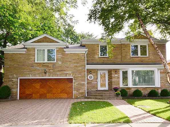 2911 W Catalpa Ave, Chicago, IL 60625