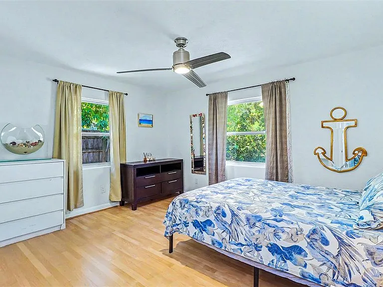 209 S Aurora Ave — Photo 15