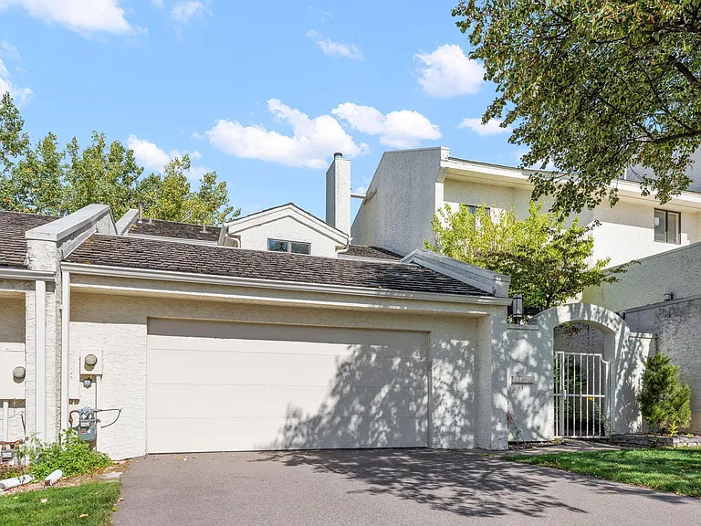 11730 Vista Dr — Photo 39