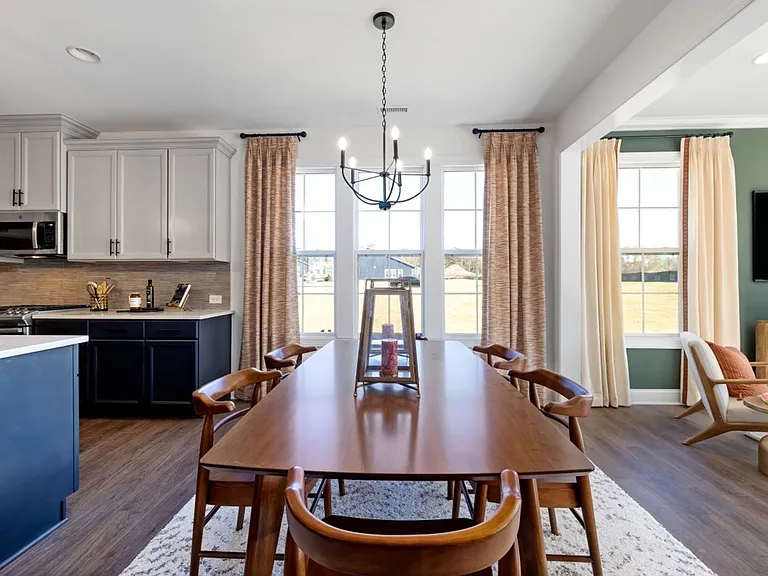 1004 Greatland Rd — Photo 2
