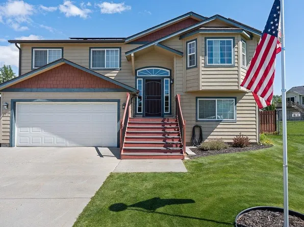 1517 E First Ct, Deer Park, WA 99006