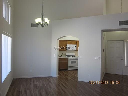 5th image of 2820 Old Sterling St #0
