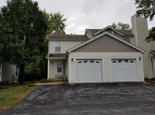 346 Sturbridge Village Dr, Hazelwood, MO