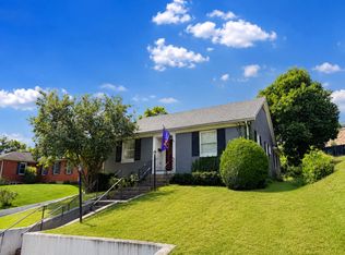 104 Reservoir Rd, Frankfort, KY 40601