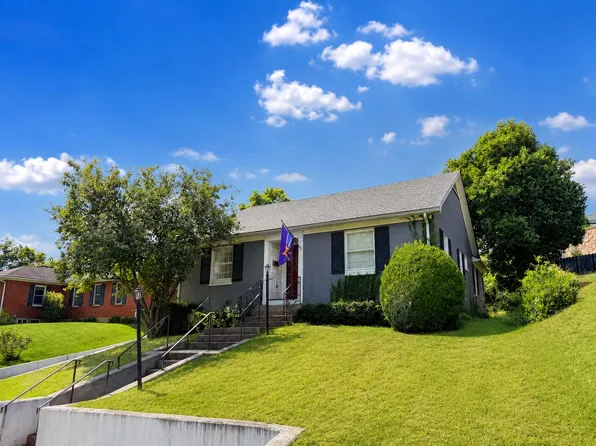 104 Reservoir Rd, Frankfort, KY 40601