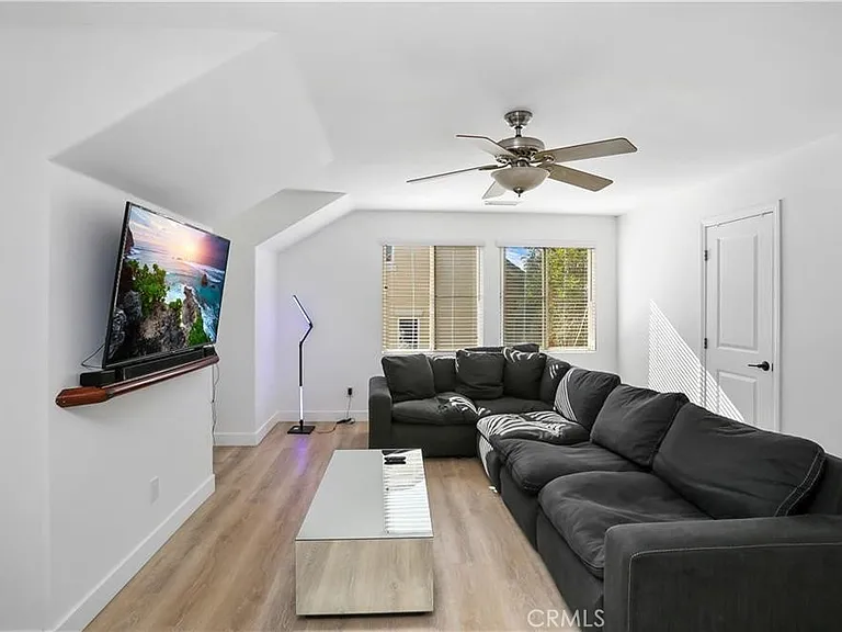 23679 Ridgeway — Photo 34